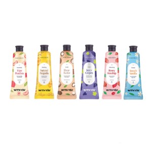 ویت یو کرم صورت طبیعی عصاره چای سبز و روغن مورینگا 50میل